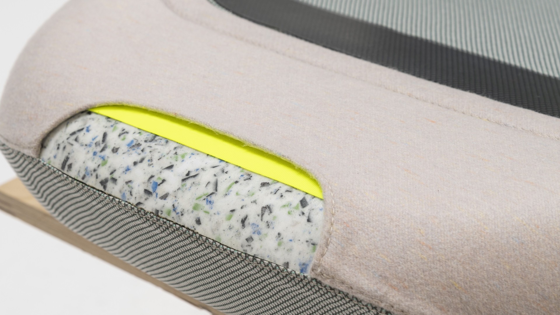 Aufbau aus nachhaltigen, recyclingfähigen Materialien